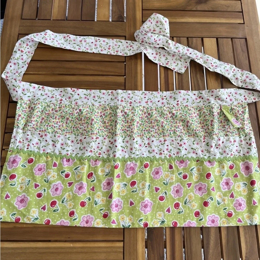 Ladybug Heart Cherry Heart Waist Apron Retro 50s 60s Pink Yellow Green Pockets